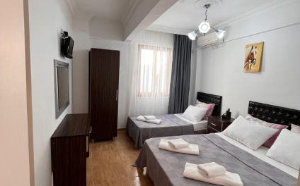 DAİRE 4- BALKONLU ŞEHİR MANZARALI 1+1 fiyat ve müsaitlik durumu için arayınız